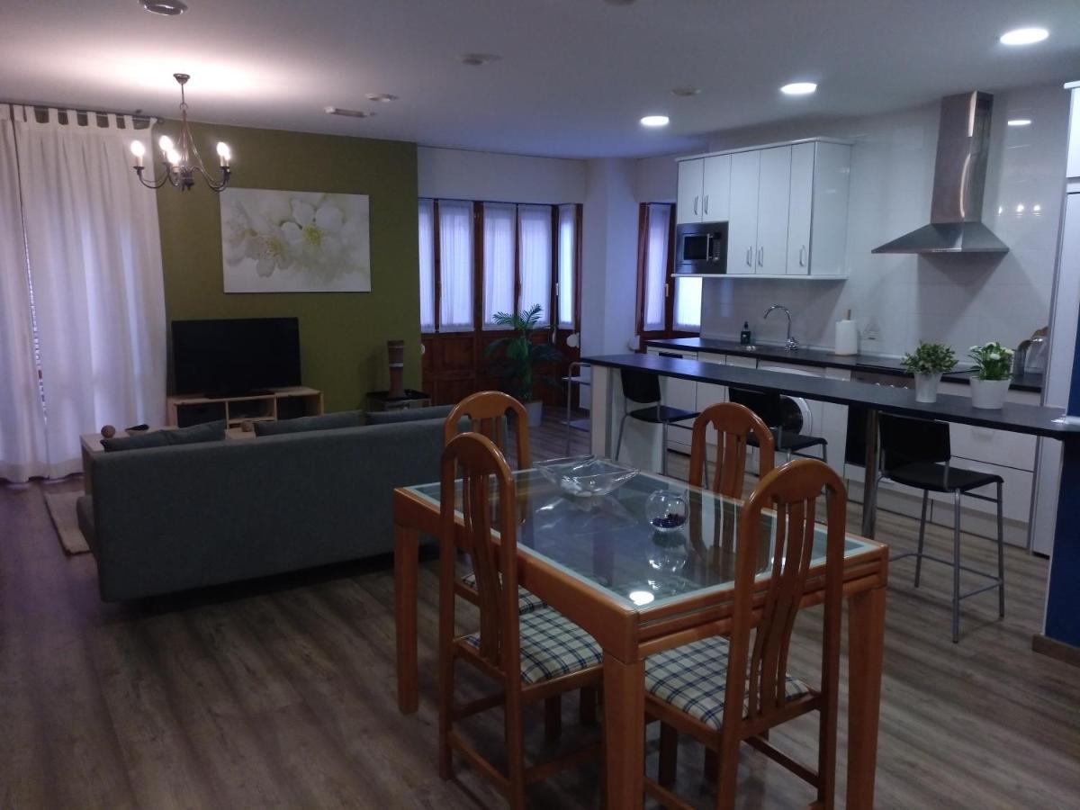 Turistico Cigueena De Apartment Alfaro